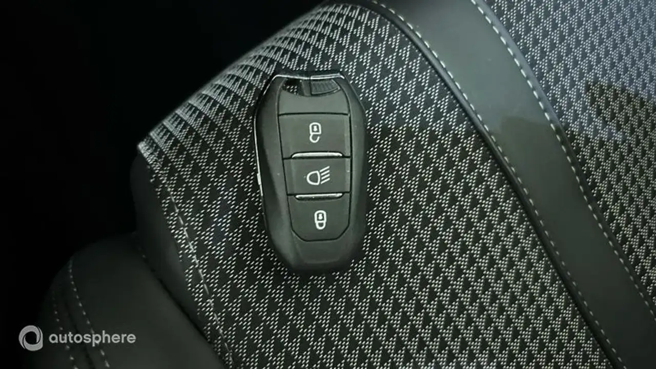 Peugeot 2008 2008 — photo 16