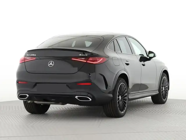 Mercedes-Benz GLC view 12