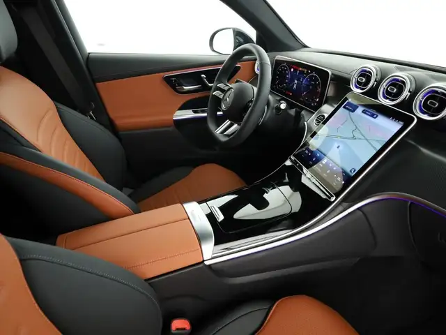 Mercedes-Benz GLC view 10