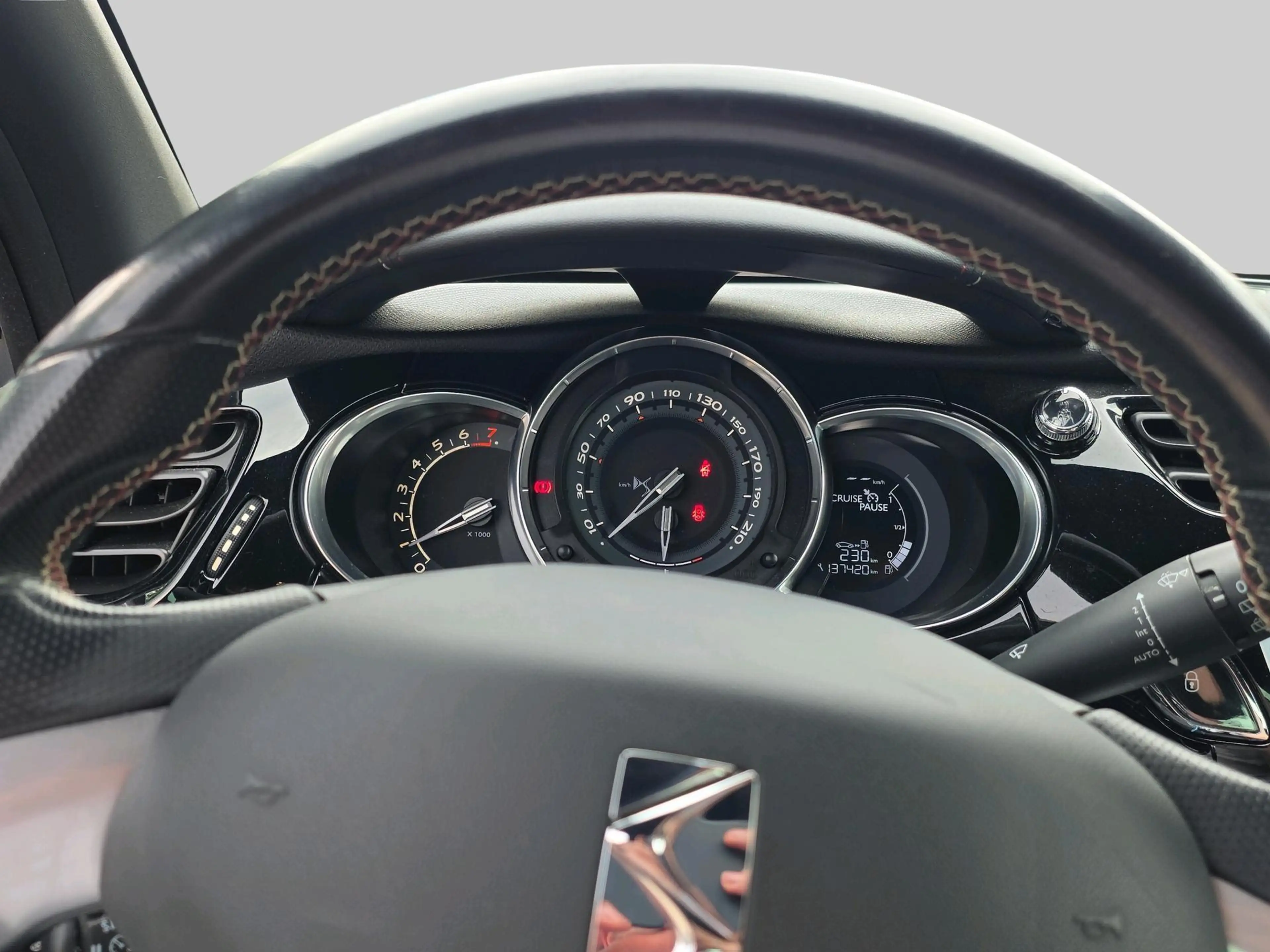 DS Automobiles DS 3 1.2 PureTech Performance Line — photo 15