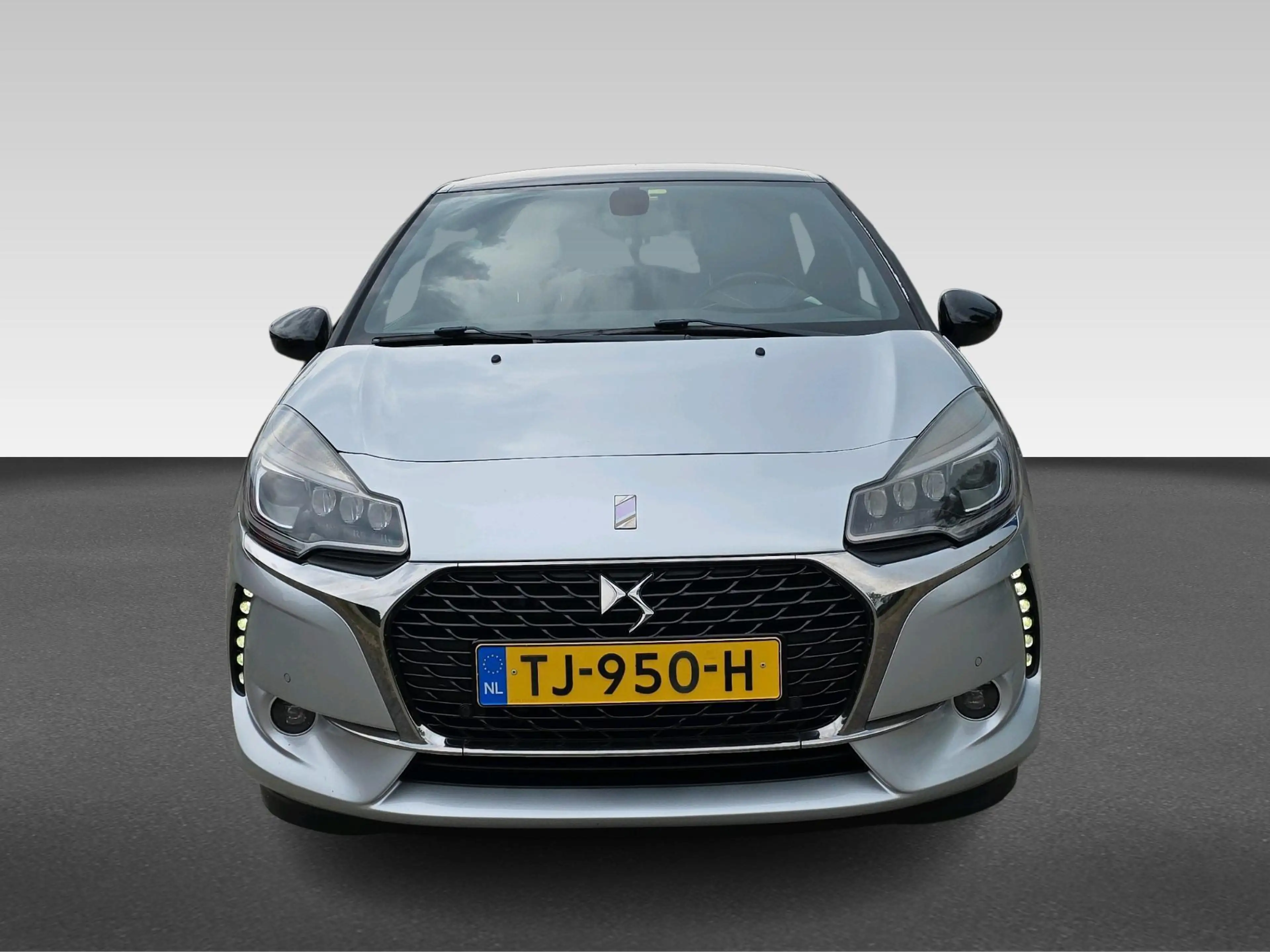 DS Automobiles DS 3 1.2 PureTech Performance Line — photo 7