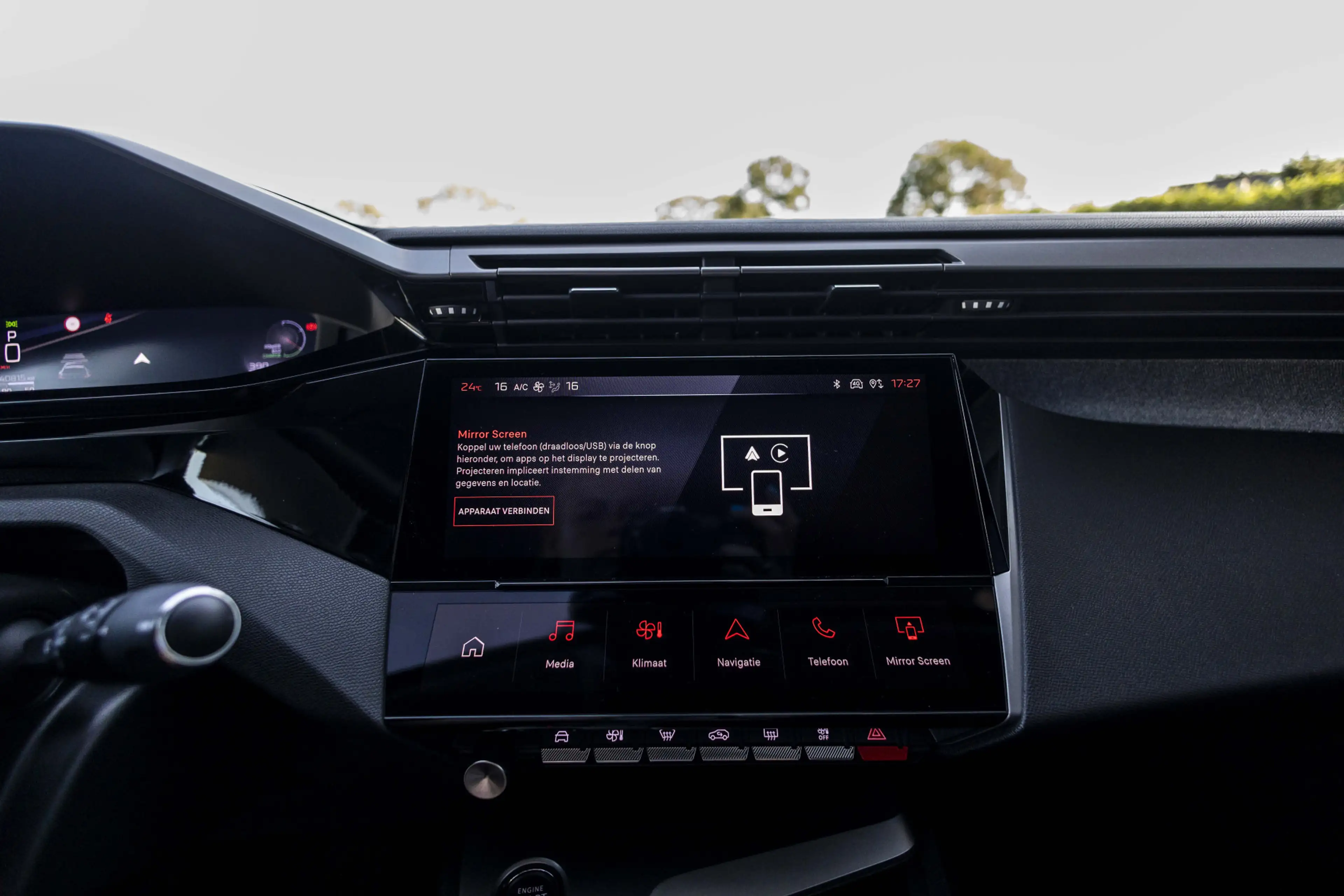 Peugeot 408 1.2 Hybrid 145 e-DCS6 Allure | 360° Camera | Head- — photo 29