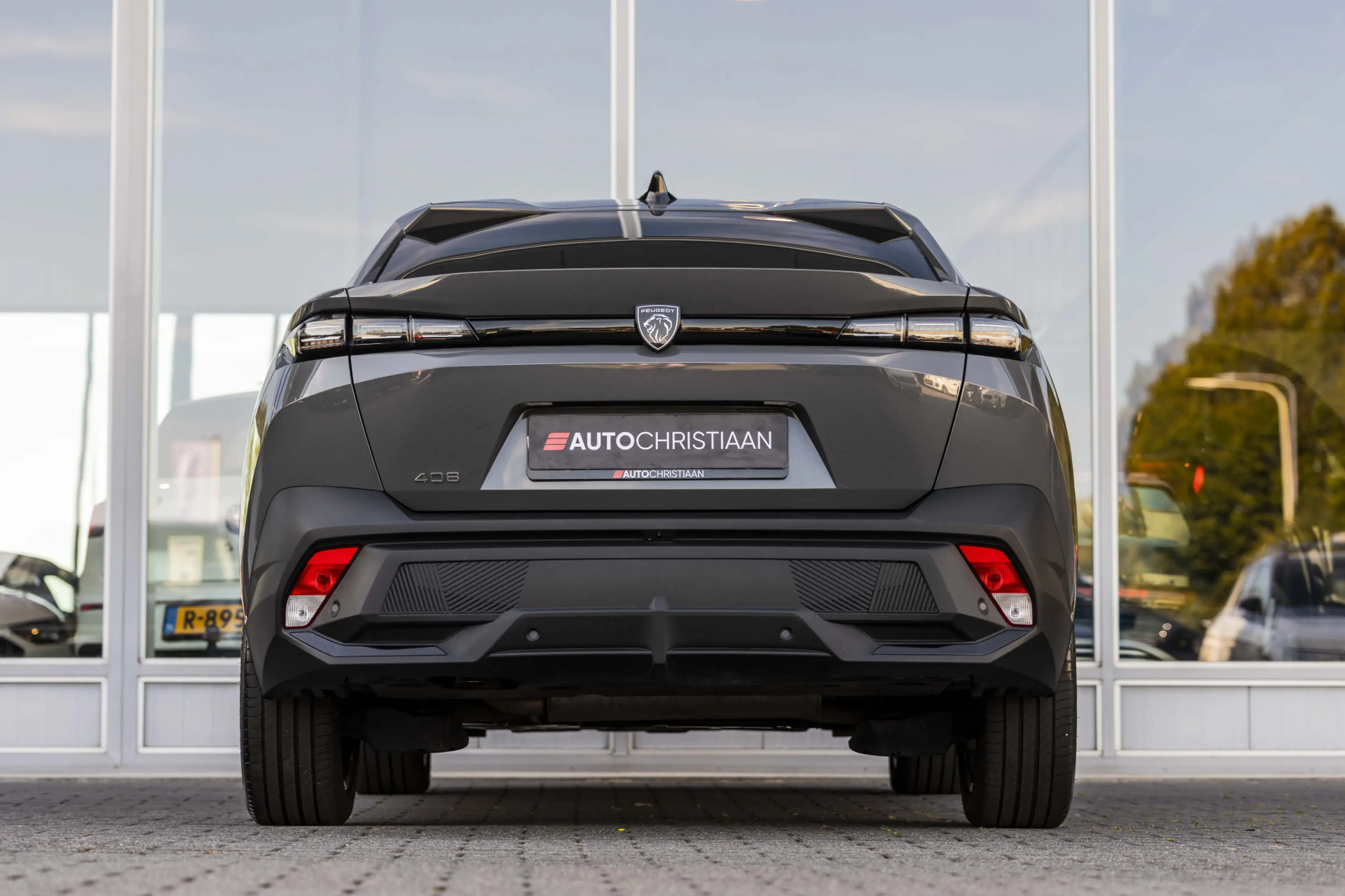 Peugeot 408 1.2 Hybrid 145 e-DCS6 Allure | 360° Camera | Head- — photo 4