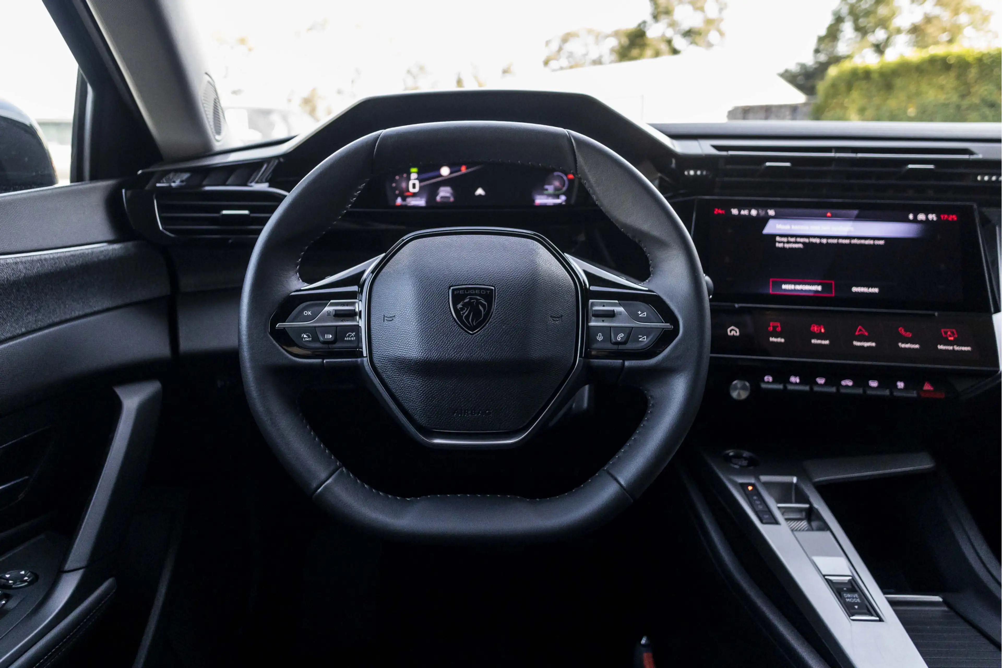 Peugeot 408 1.2 Hybrid 145 e-DCS6 Allure | 360° Camera | Head- — photo 7