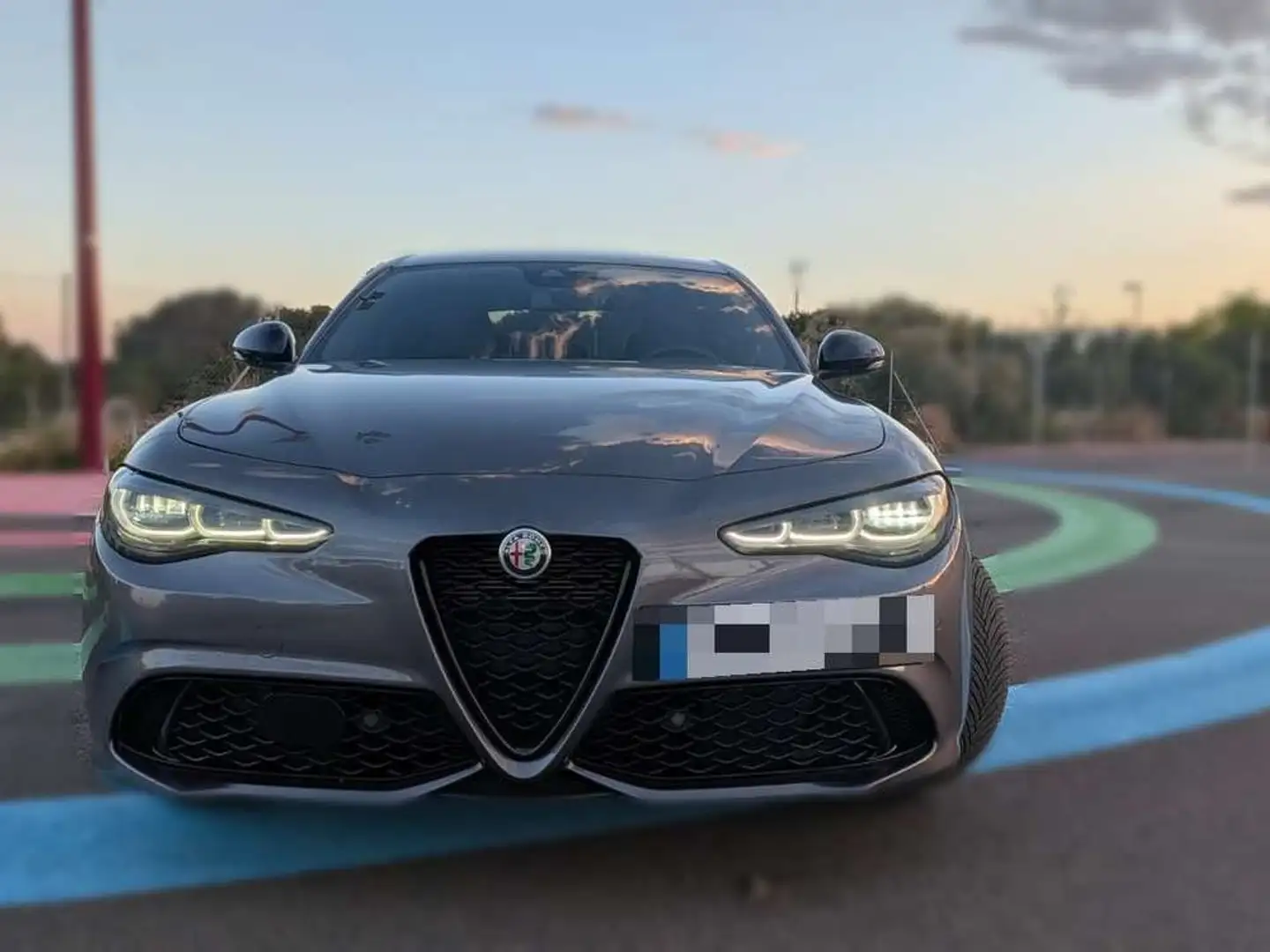 Alfa Romeo Giulia 2.0 Gasolina 206kW (280CV) Q4 Veloce Gris - 1