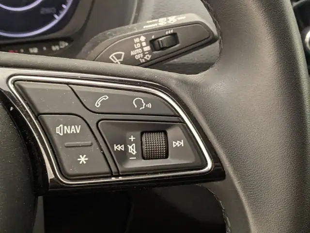 Audi Q2 view 12