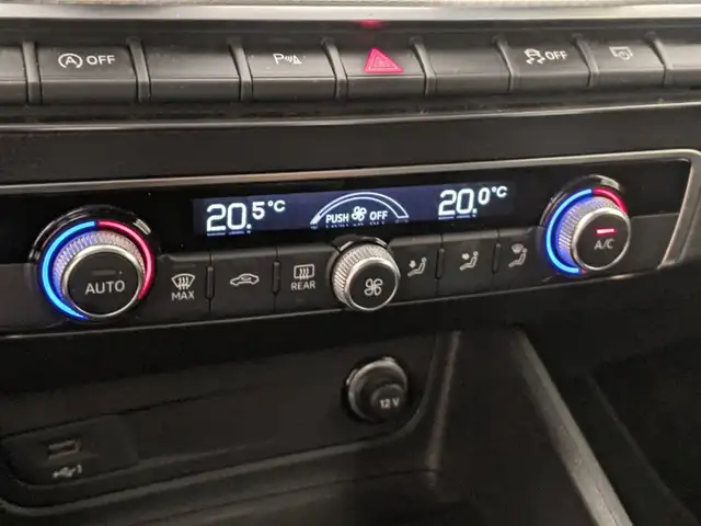 Audi Q2 view 14