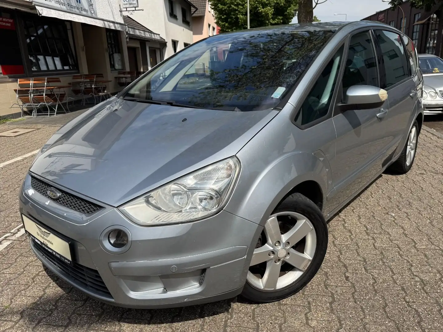 Ford S-Max Titanium 2.0 TDCi *7-SITZER*SOLAR SCHEIBE* Silber - 1