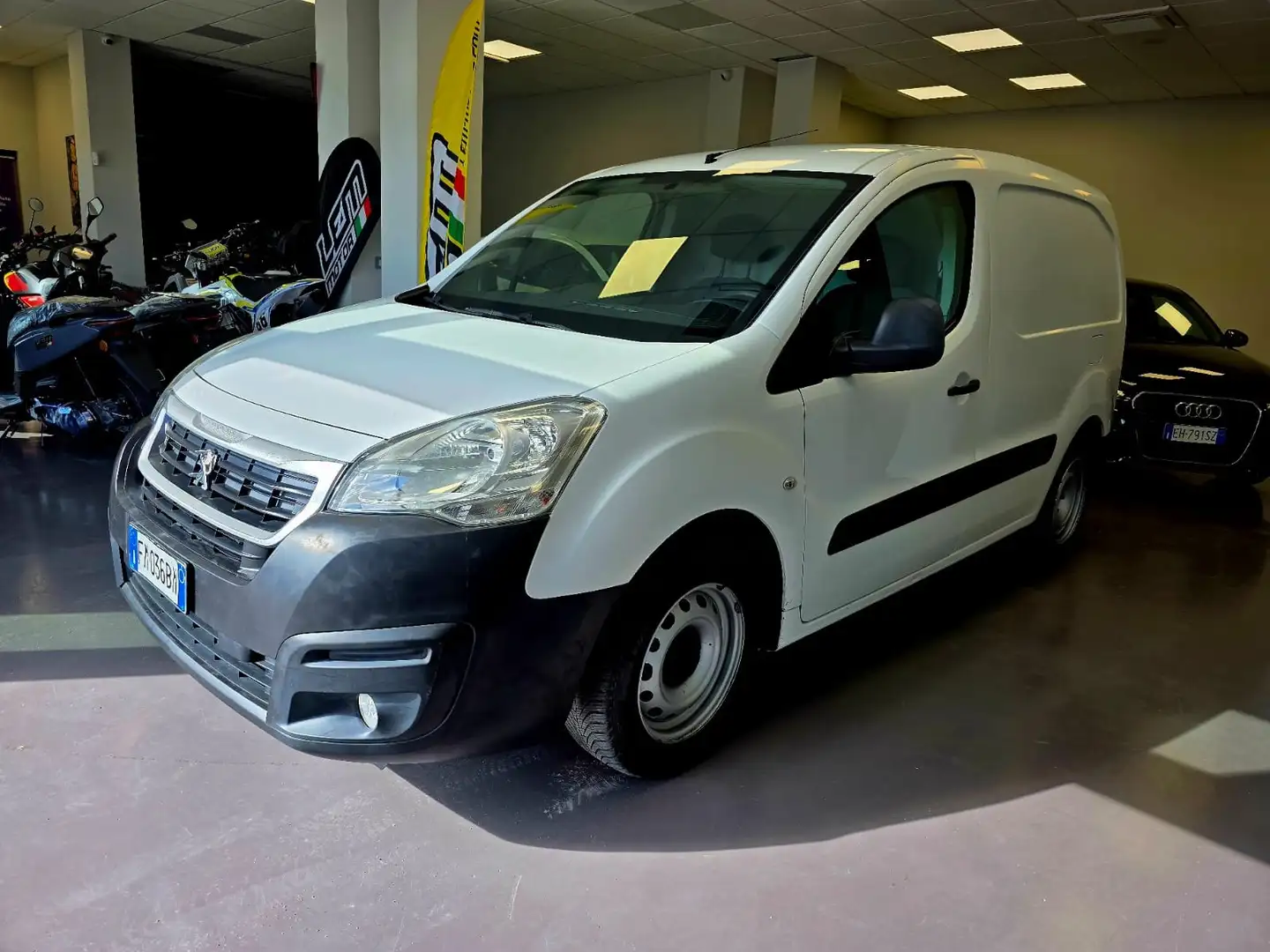 Peugeot Partner Partner Tepee 1.6 bluehdi Active 75cv Blanc - 1