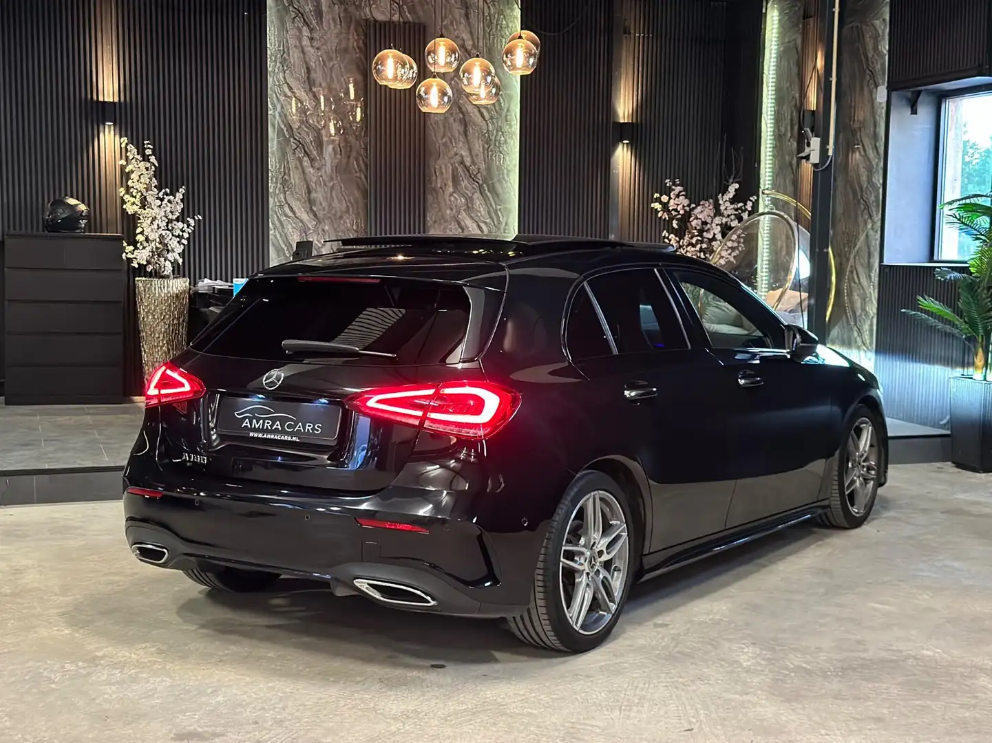 Mercedes-Benz A 180 180|PANO|MEMORY|SFEER|BOMVOL Noir - 2