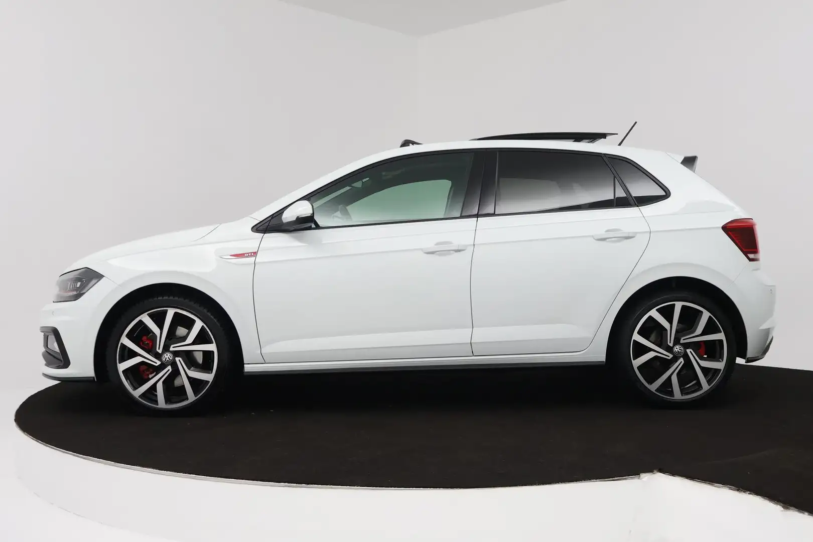 Volkswagen Polo GTI 2.0 TSI (PANORAMADAK, NL-AUTO, NAVIGATIE, ACHTERUI Wit - 2