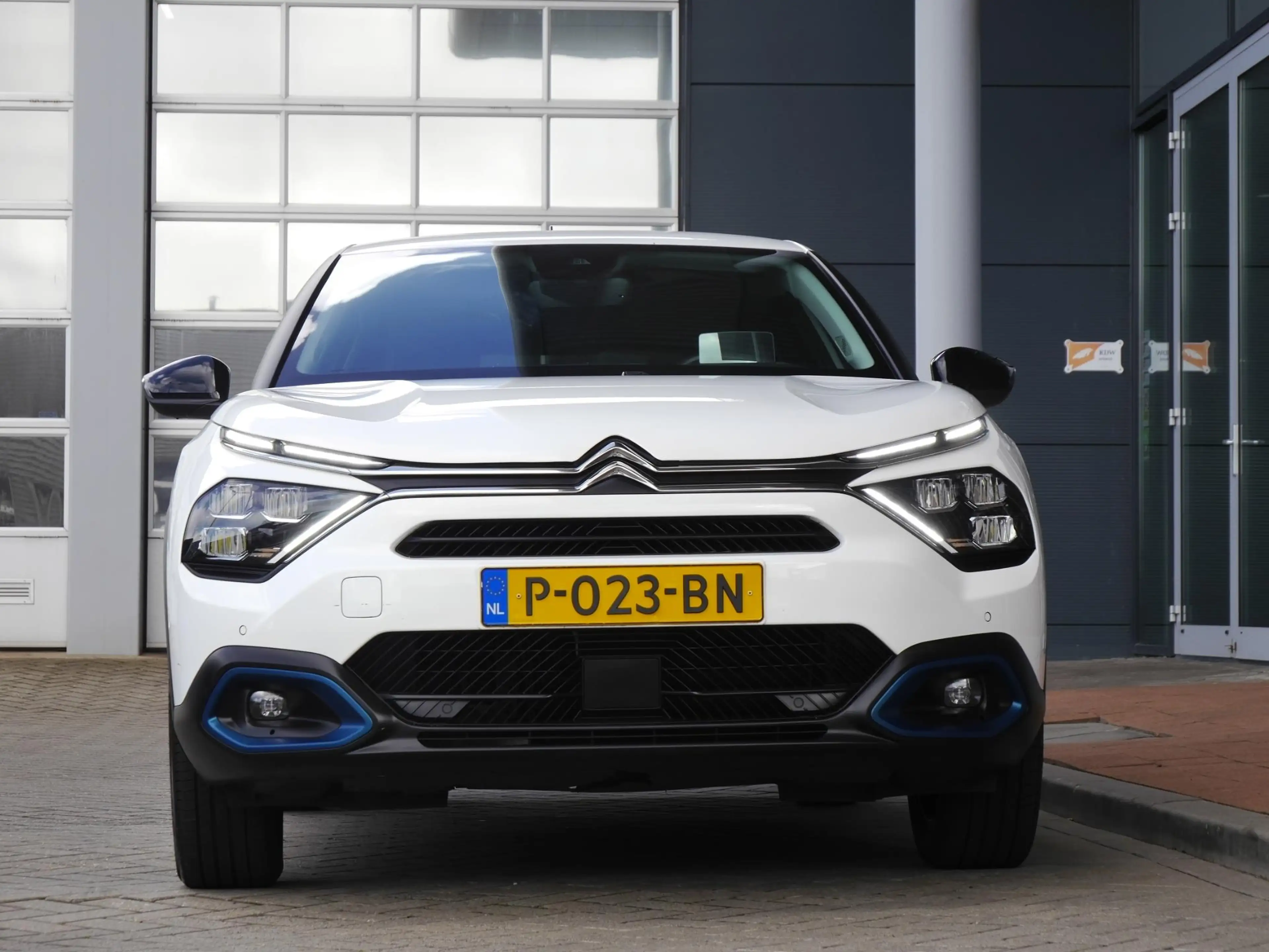 Citroen E-C4 Electric Shine 50 kWh | Head up display | Adaptieve cruise — photo 3