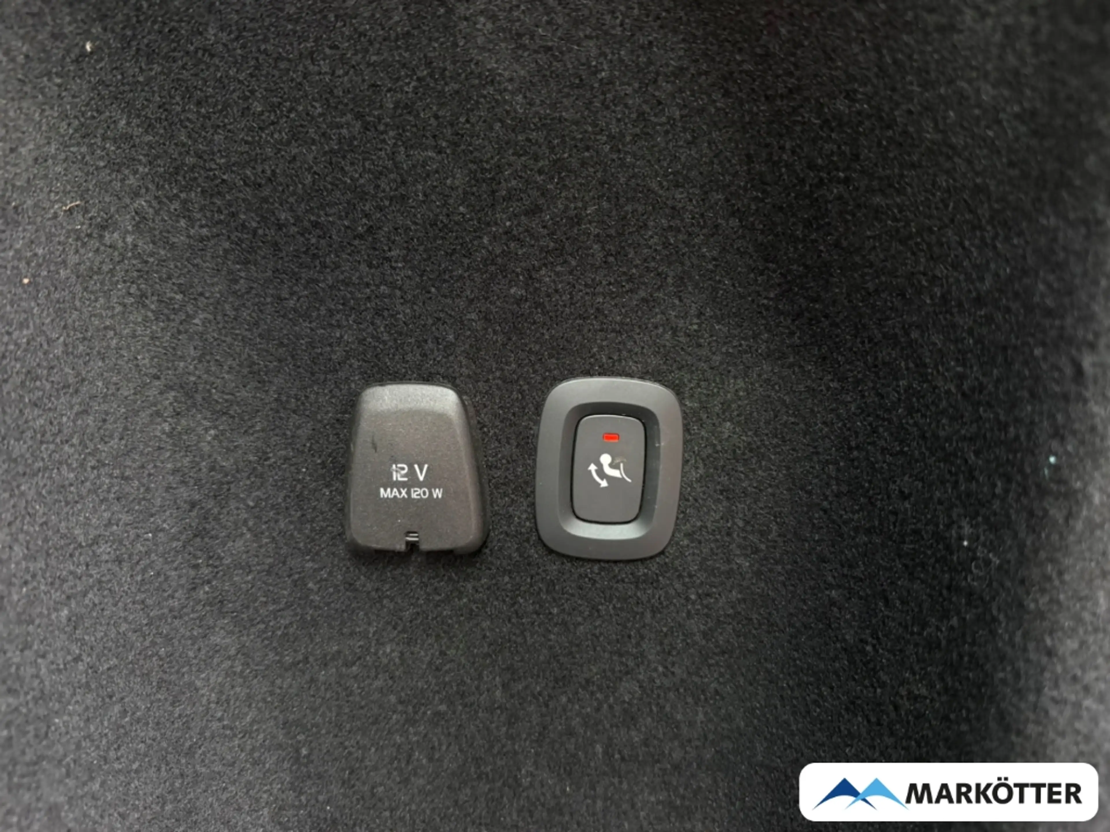 Volvo V60 Cross Country B4 Plus AWD AHK/ACC/CAM/H&K/4xSHZ/LHZ — photo 9