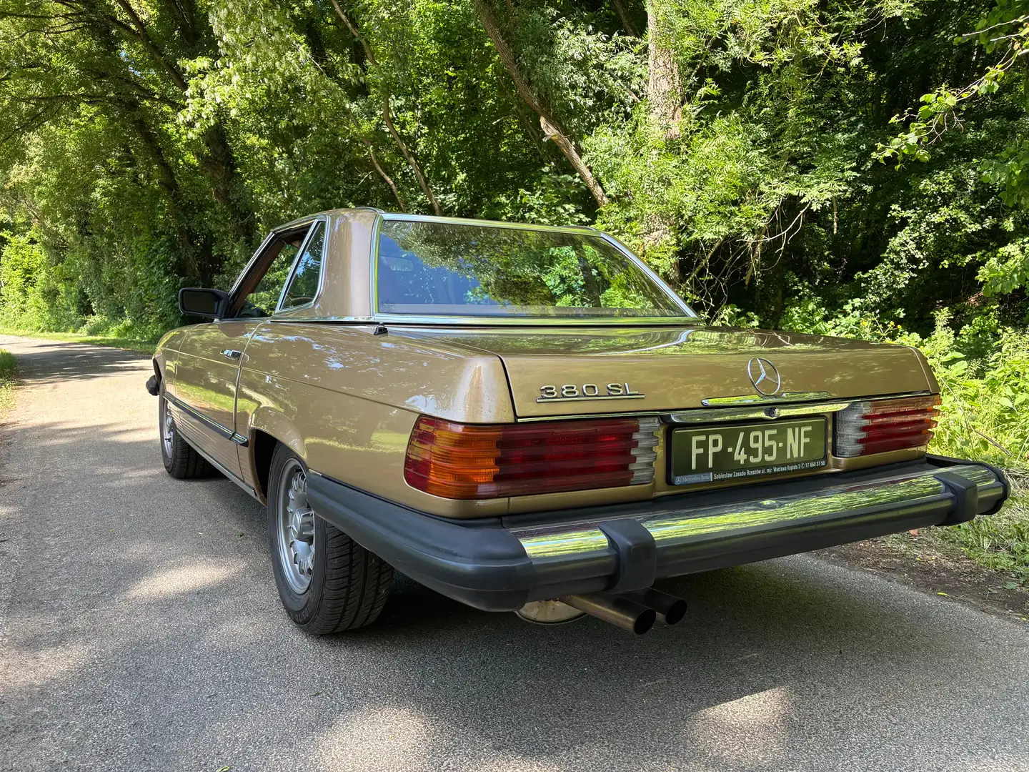 Mercedes-Benz SL 380 R107 380 SL Auriu - 2
