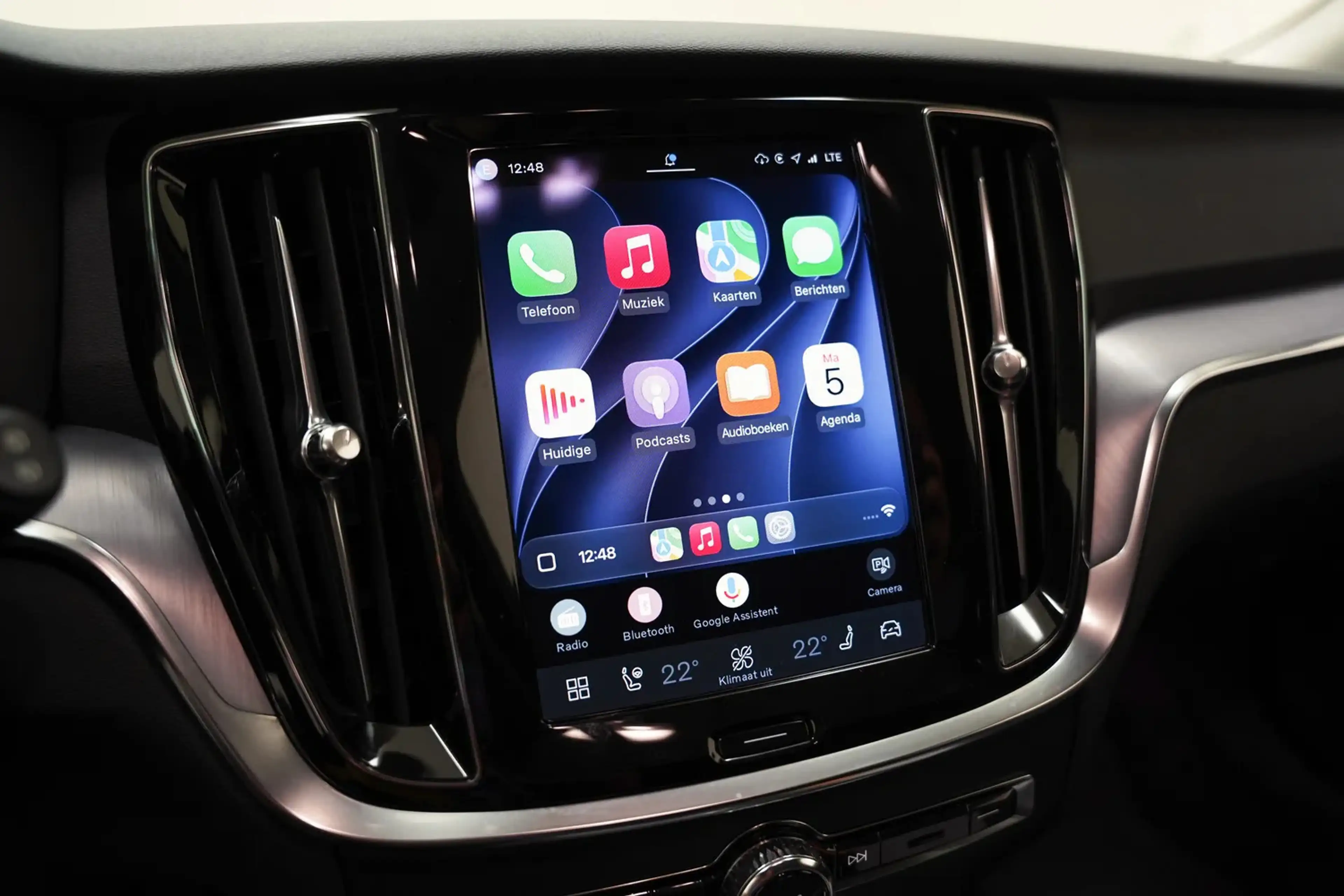 Volvo V60 2.0 B3 Core Aut. [ LED Adapt.cruise Stoelverwarmin — photo 5