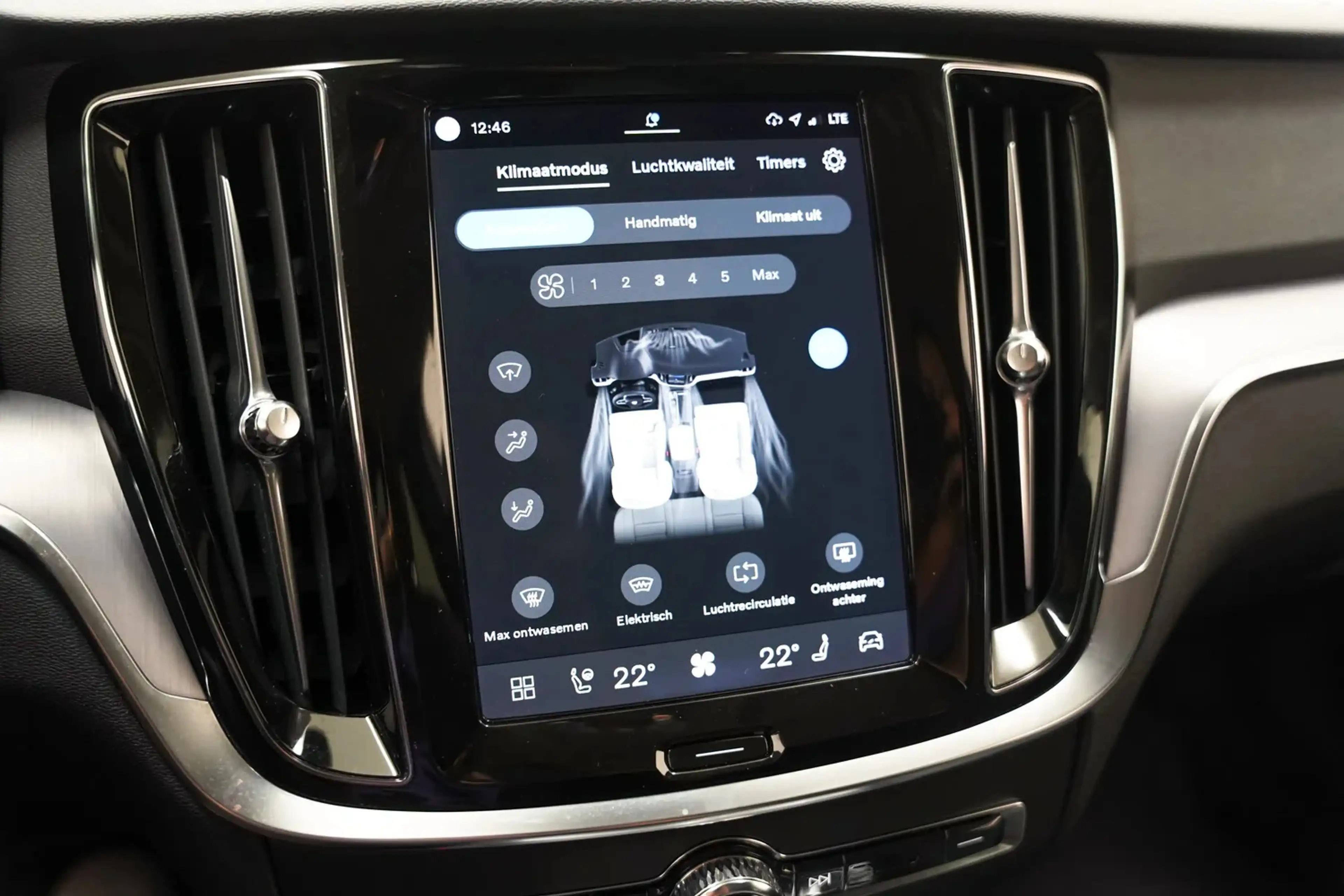 Volvo V60 2.0 B3 Core Aut. [ LED Adapt.cruise Stoelverwarmin — photo 13