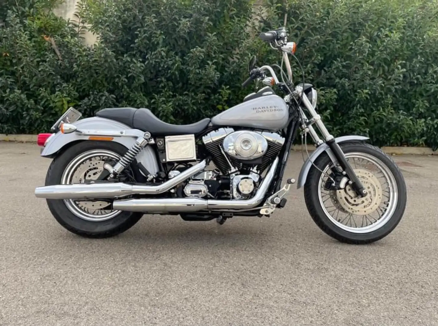 Harley-Davidson Dyna Low Rider siva - 1