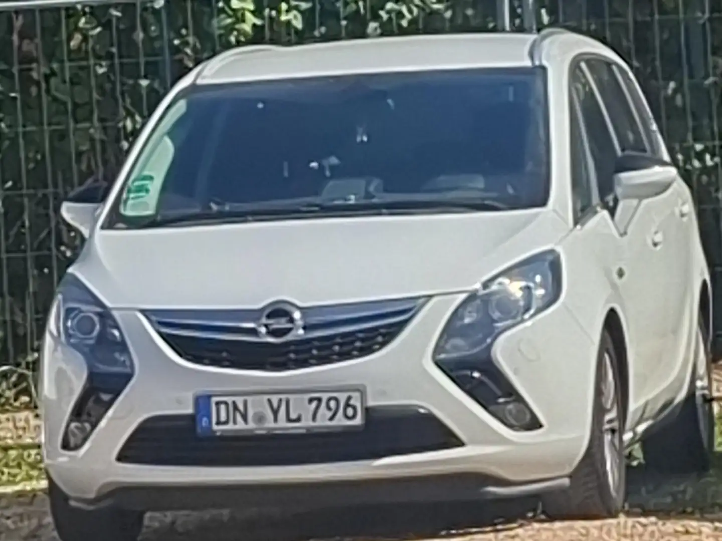 Opel Zafira Tourer Innovation Weiß - 2