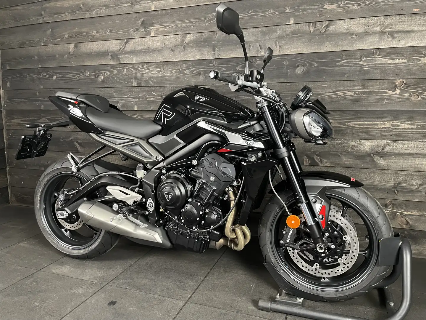 Triumph Street Triple R Zwart - 2