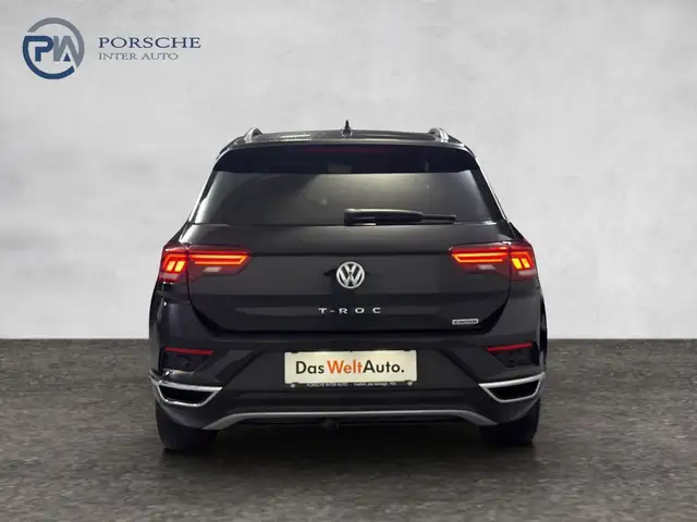 Volkswagen T-Roc view 5