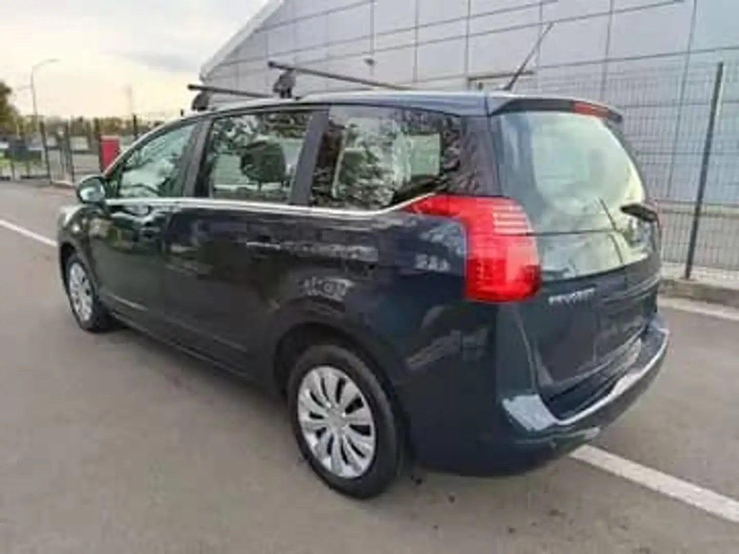 Peugeot 5008 5008 1.6 HDi 110ch FAP BVM6 Confort Pack 5pl - 2