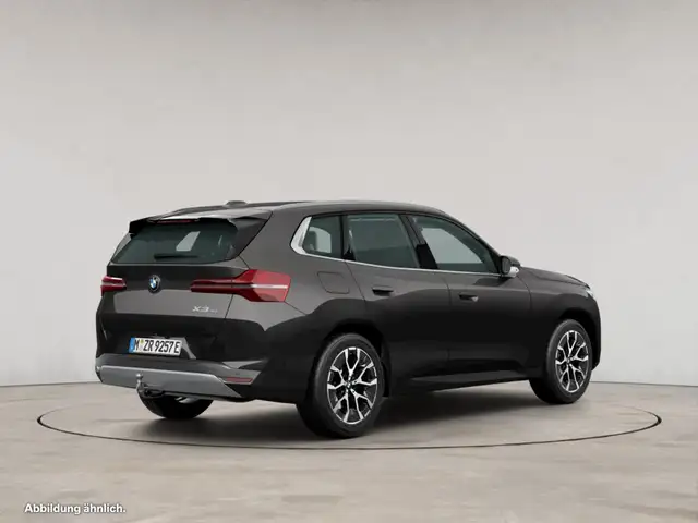 BMW X3 view 2