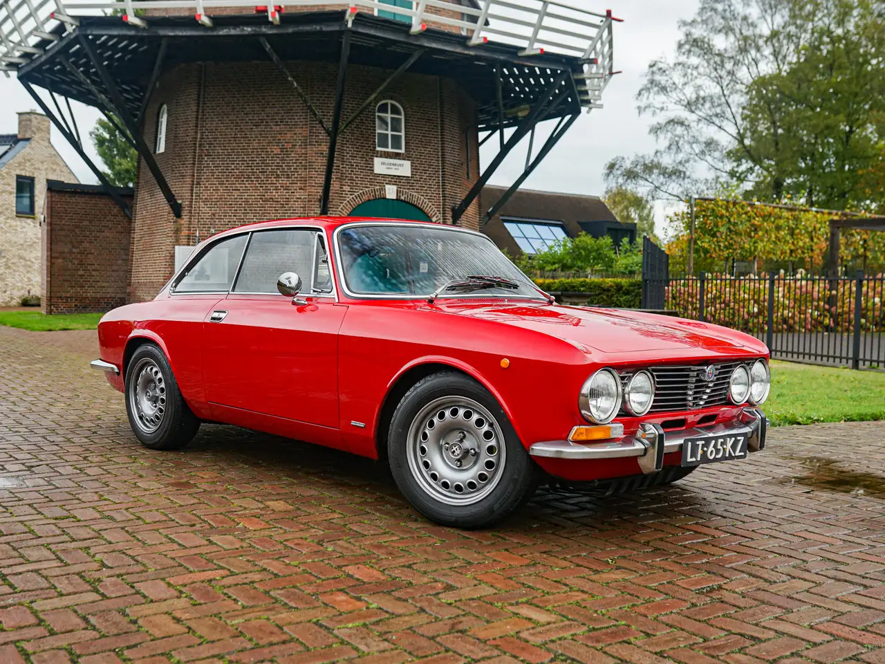 Alfa Romeo GT