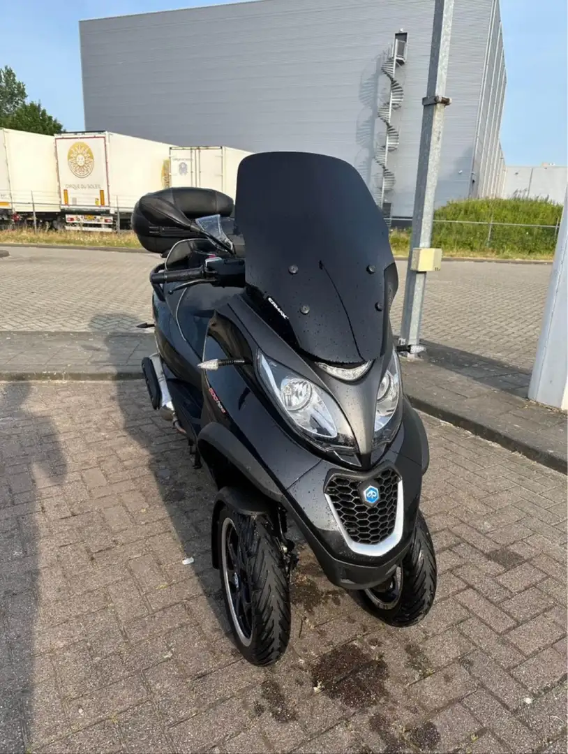 Piaggio MP3 500 Sport Zwart - 1