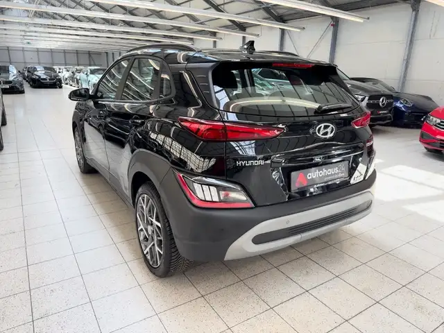 Hyundai Kona view 4