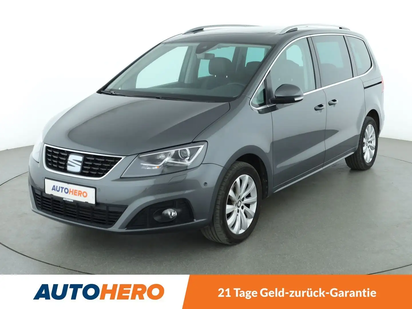 SEAT Alhambra 1.4 TSI Style Aut.*NAV*XENON*ACC*CAM*PDC*SHZ Grau - 1