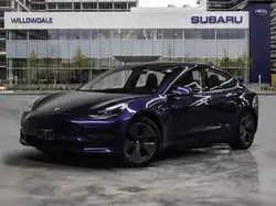 Tesla Model 3 снимка Tesla Model 3