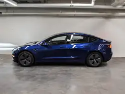 Tesla Model 3 снимка Tesla Model 3