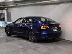 Tesla Model 3 снимка Tesla Model 3