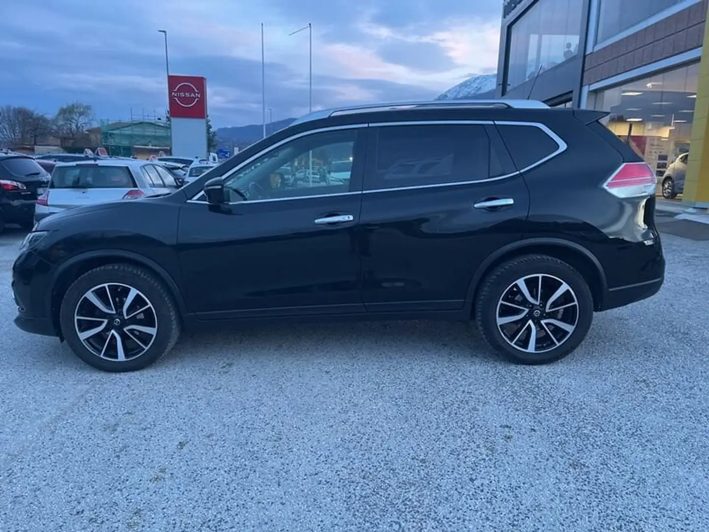 Nissan X-Trail 1.6 dCi 2WD Acenta Premium - 2