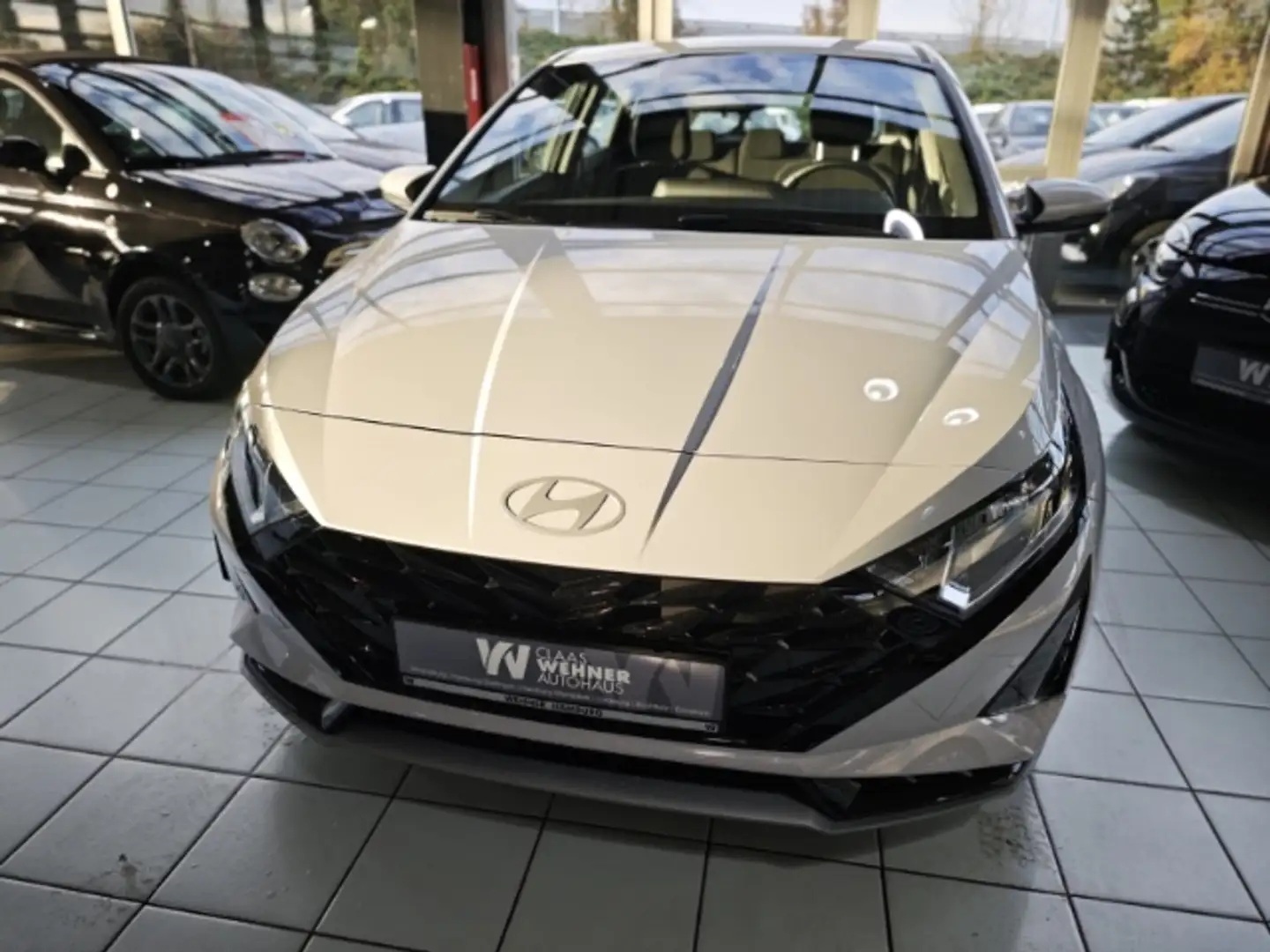 Hyundai i20 Hyundai i 20 FL 1.0 T-Gdi (100PS) M/T Trend Navi D Grau - 2