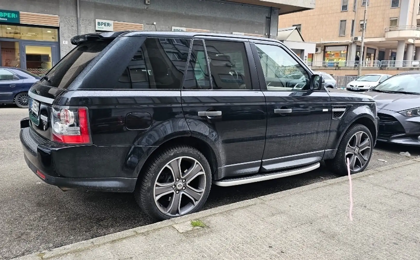 Land Rover Range Rover Sport 3.0 tdV6 Autobiography auto - 2