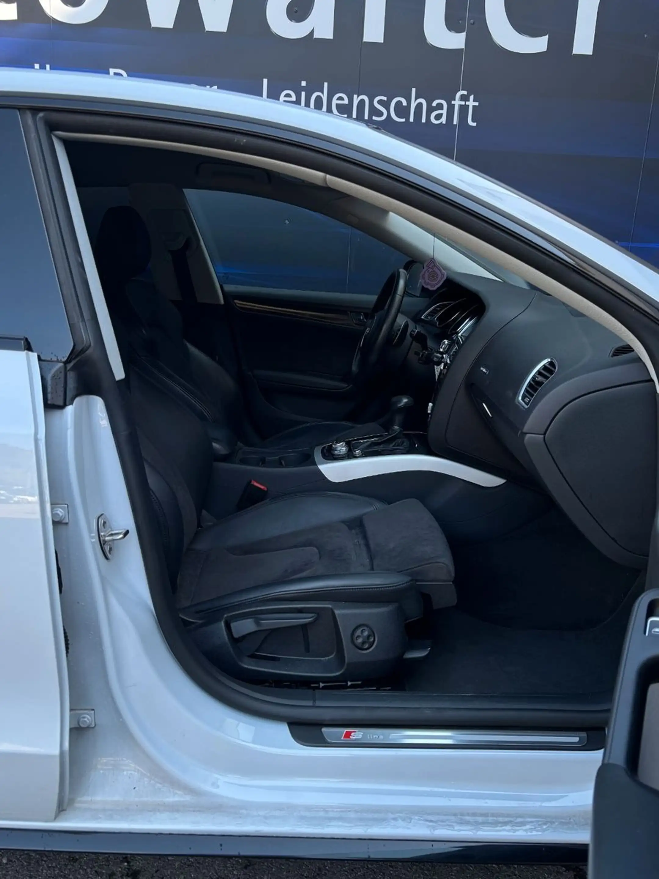 Audi A5 Sportback 2.0 TFSI quattro — photo 14