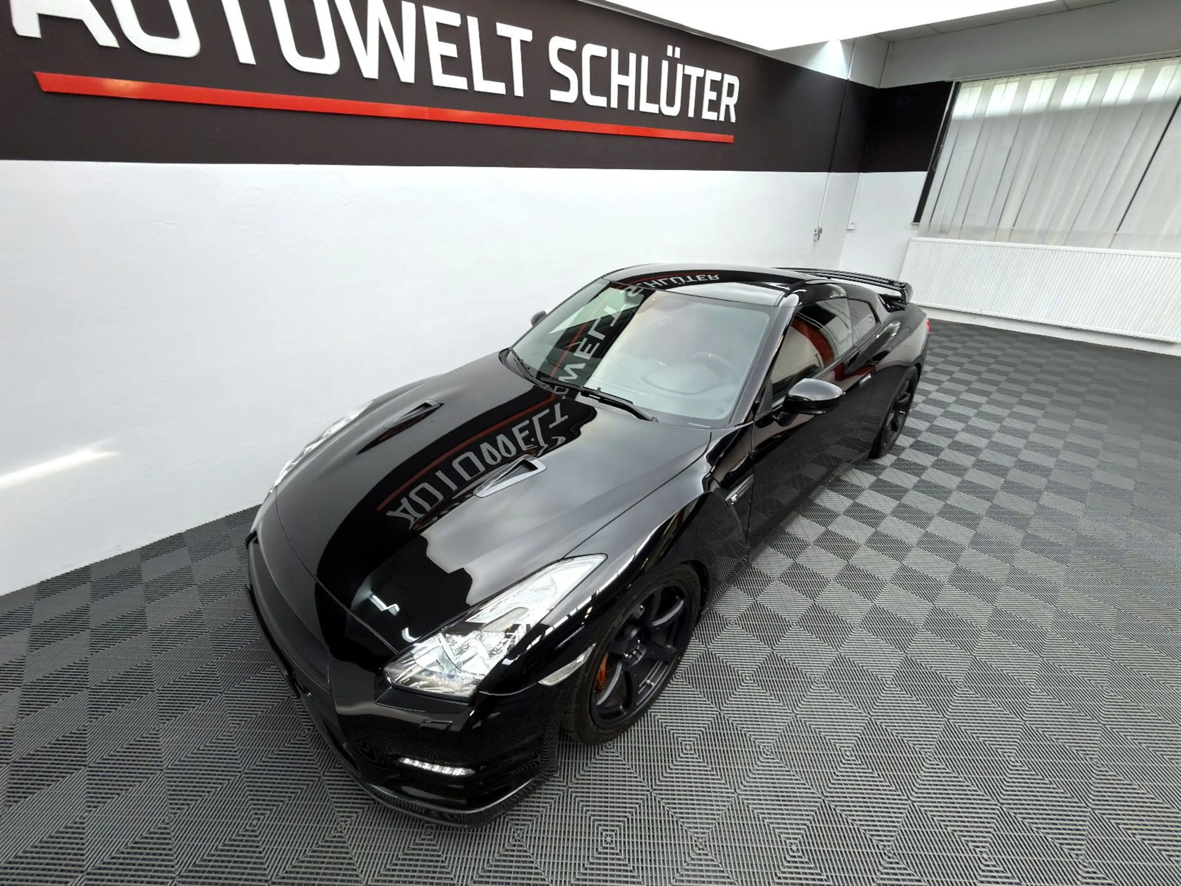 Nissan GT-R R35 Black Edition*Motor & Getriebe neu* — photo 3