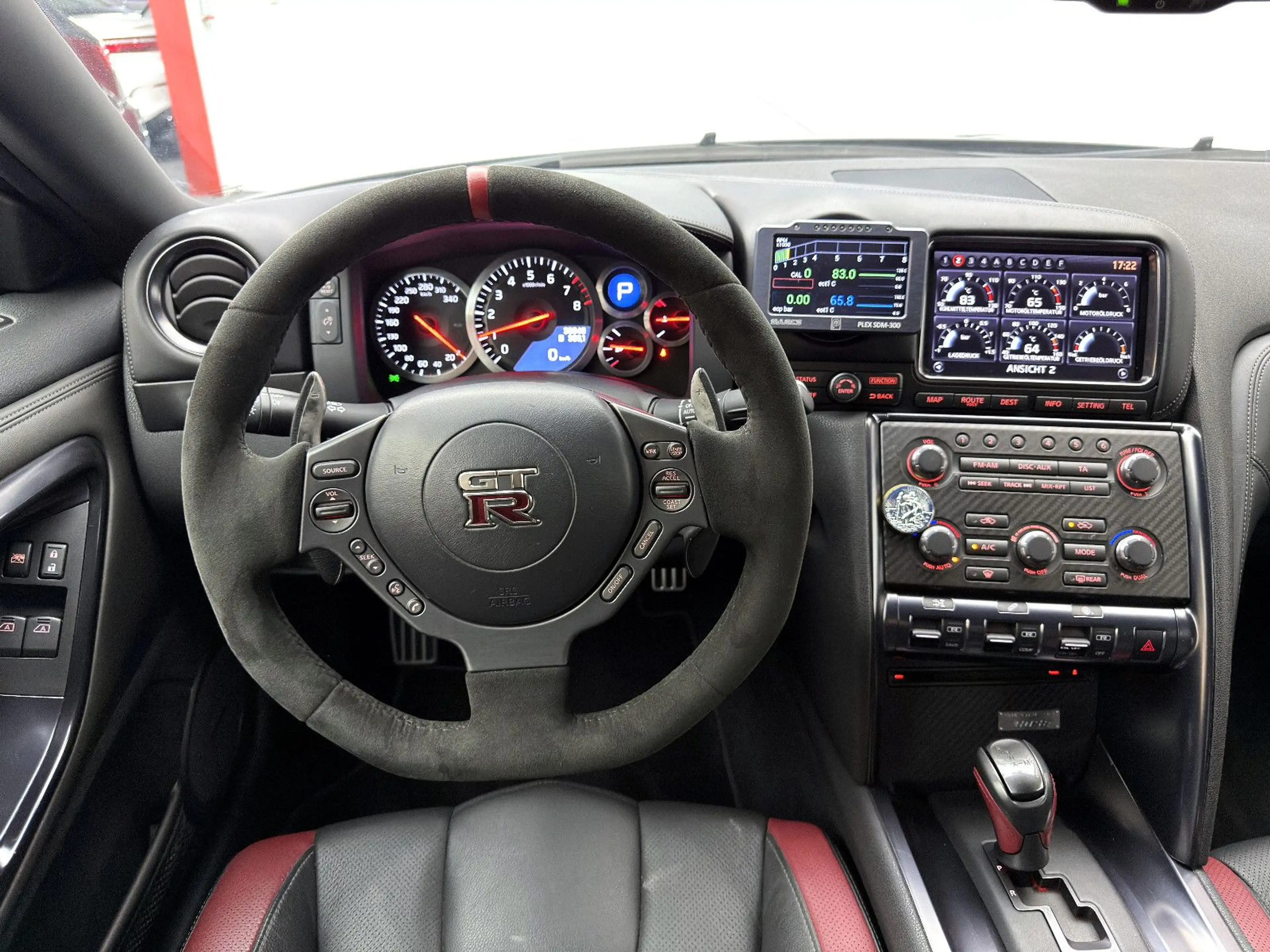 Nissan GT-R R35 Black Edition*Motor & Getriebe neu* — photo 9