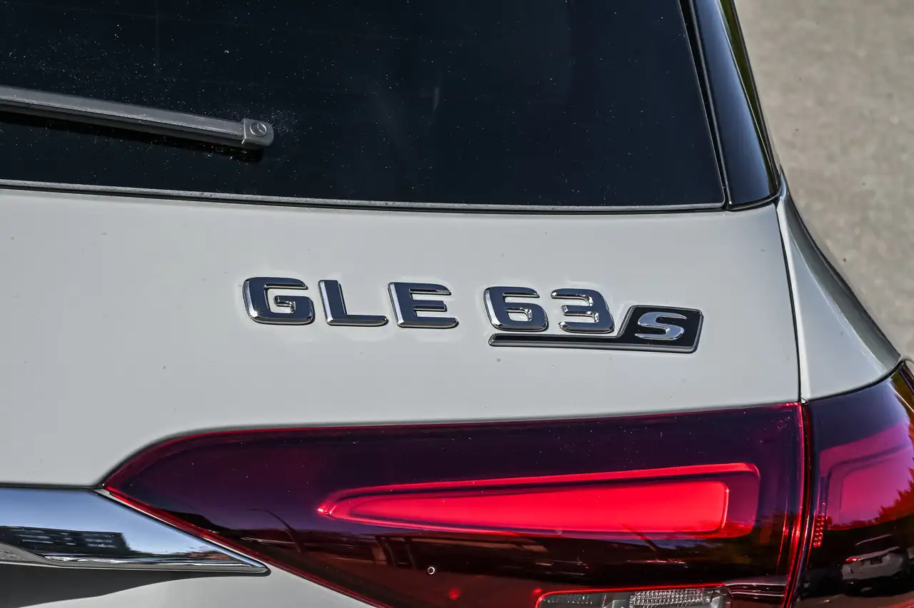 Mercedes-Benz GLE снимка Mercedes-Benz GLE