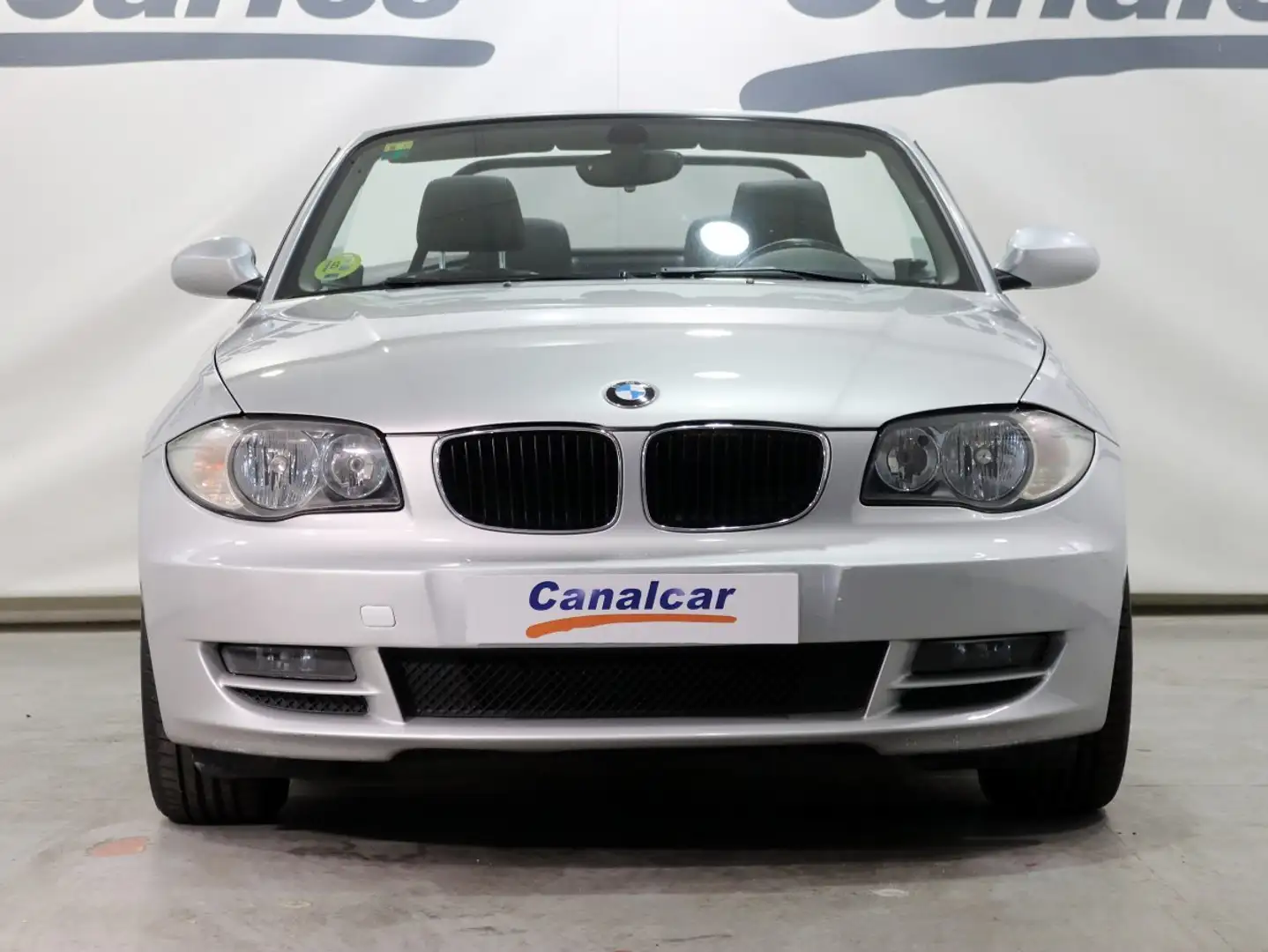 BMW 120 120dA Cabrio Plateado - 2