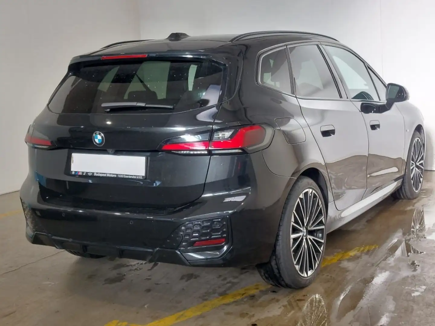BMW 218 i Active Tourer M Sport AHK/ADAPTLED/HUD/MMRY Schwarz - 2