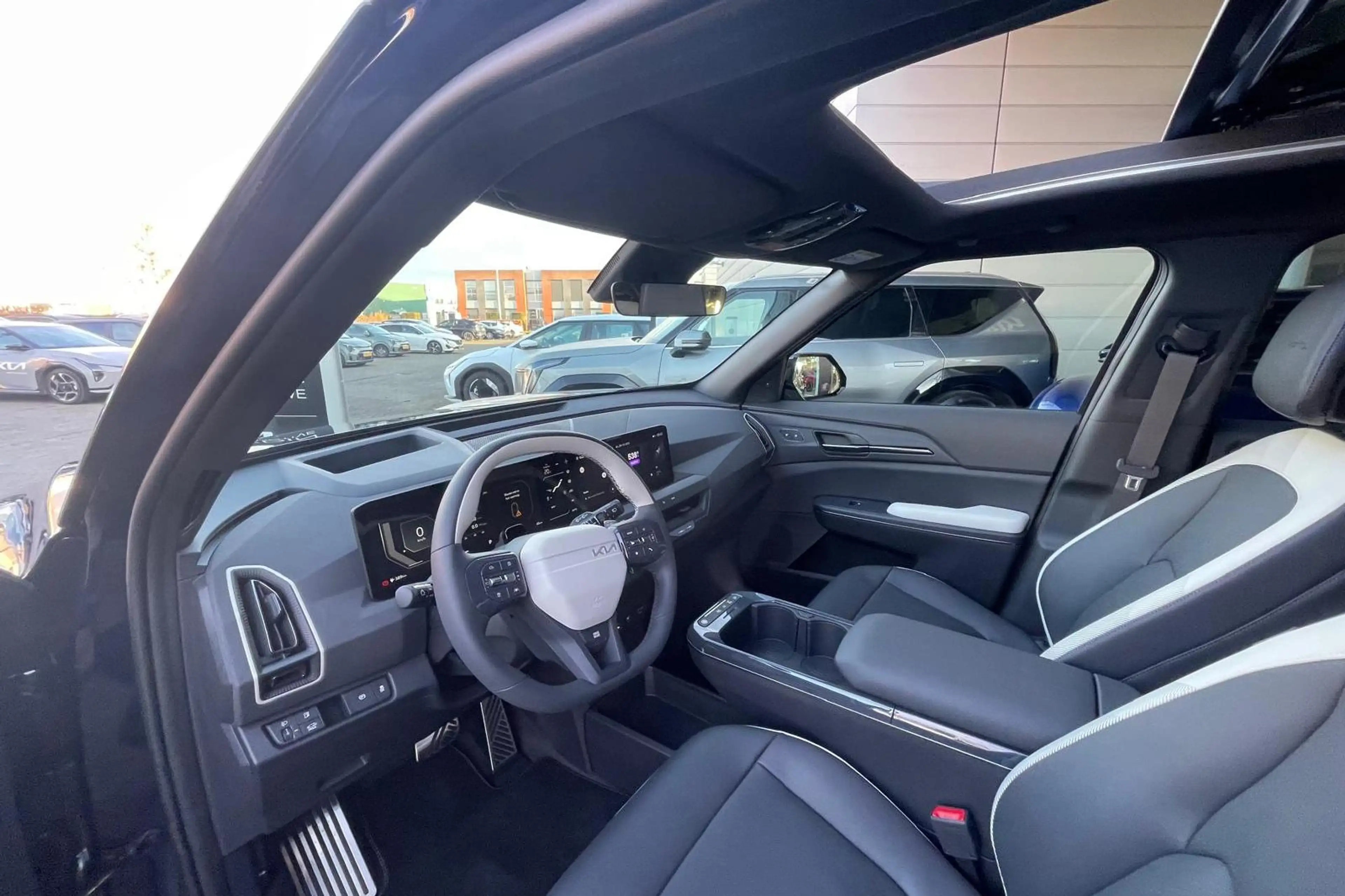 Kia EV5 GT-PlusLine 81.4 kWh | alleen beschikbaar voor pro — photo 10