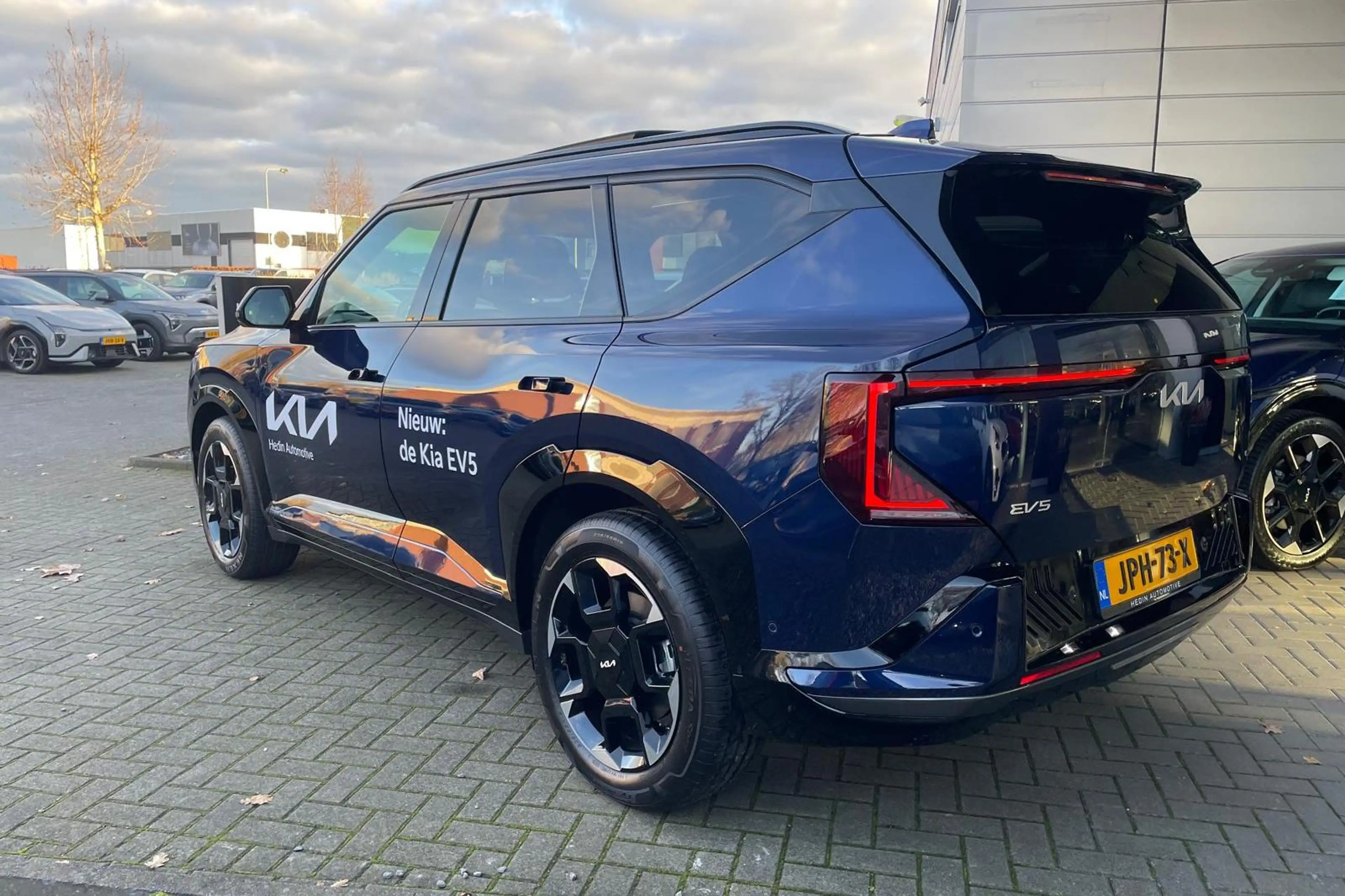 Kia EV5 GT-PlusLine 81.4 kWh | alleen beschikbaar voor pro — photo 4