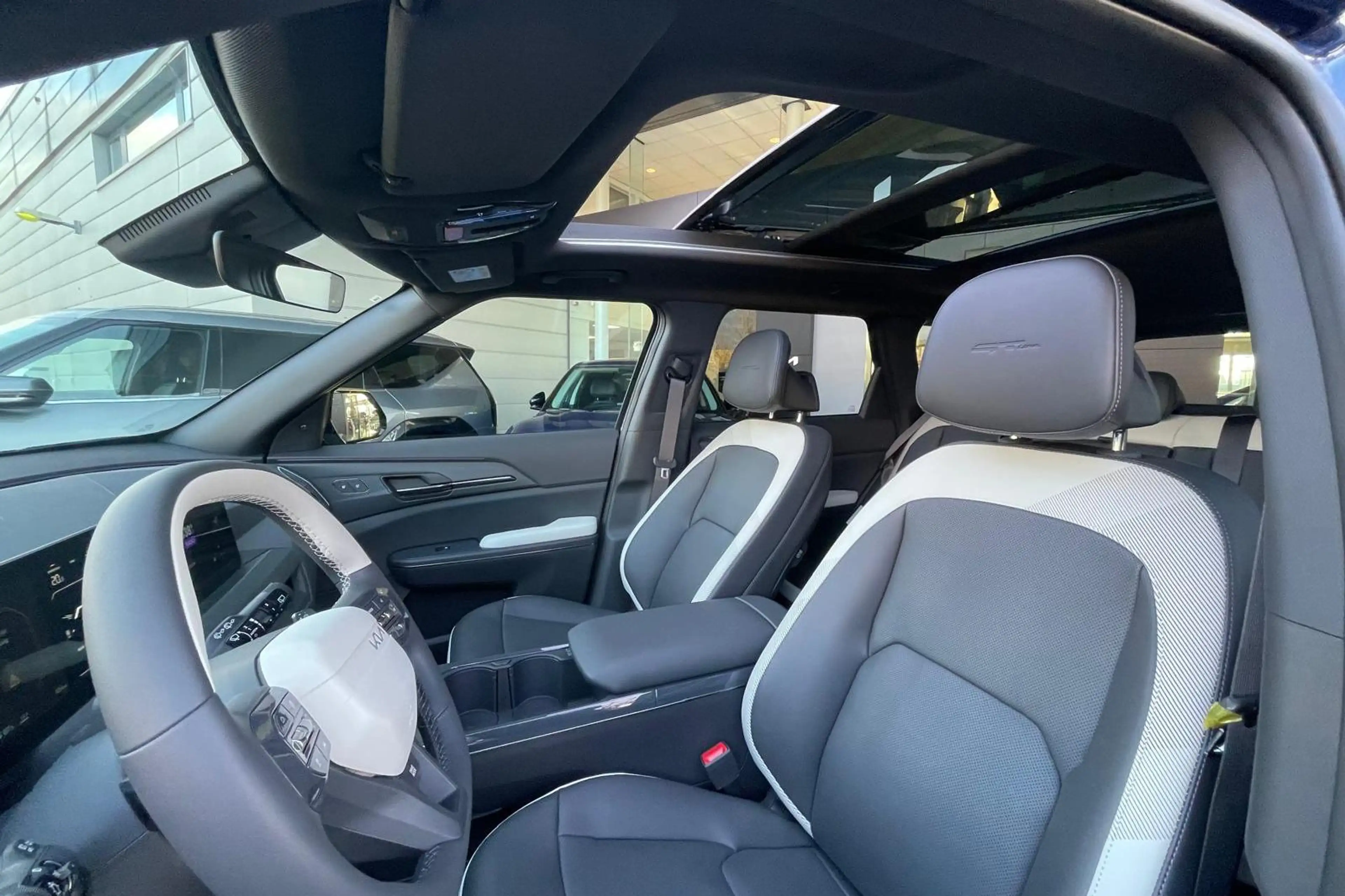 Kia EV5 GT-PlusLine 81.4 kWh | alleen beschikbaar voor pro — photo 11