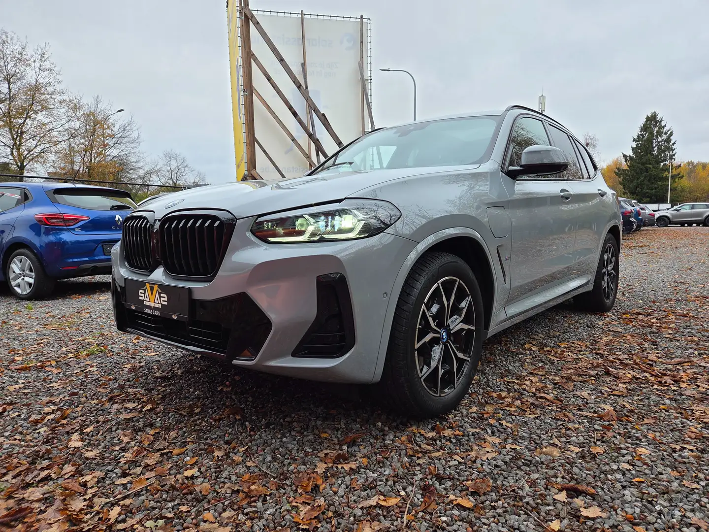 BMW X3 X3 xDrive30e Aut./M SPORT/PANO/HUD/TREKHAAK/ACC Grijs - 2