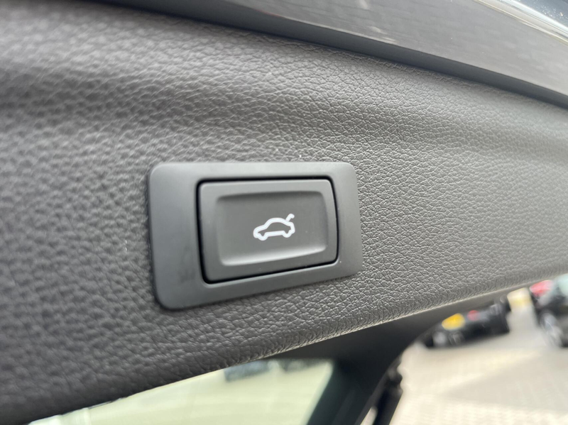Audi Q3 35 TFSI S edition LED+CARPLAY+EL TREKHAAK+STOELVER — photo 11