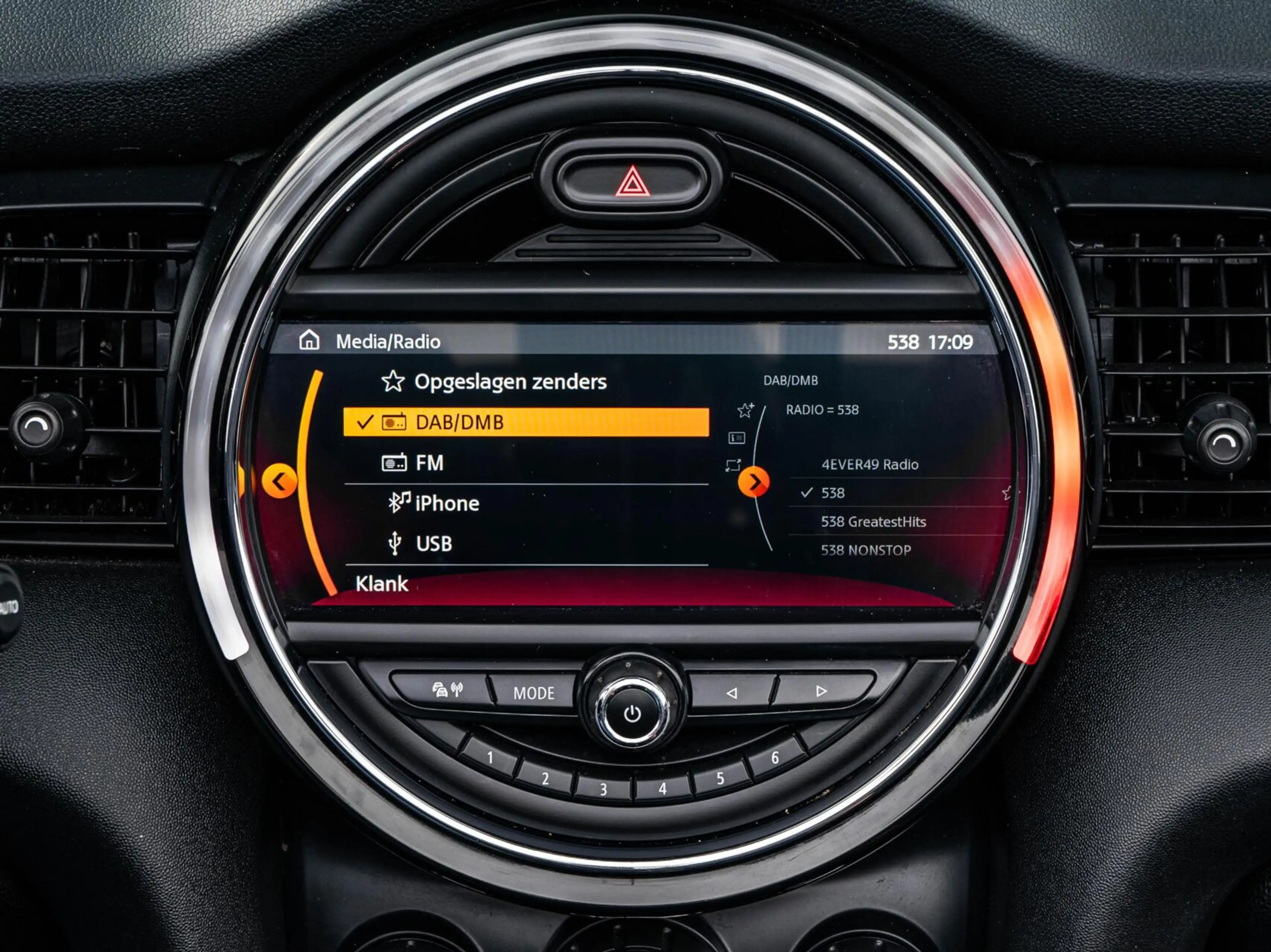 MINI Cooper Cabrio 1.5 Sidewalk Edition | LED | Harman/Kardon | Leder — photo 31