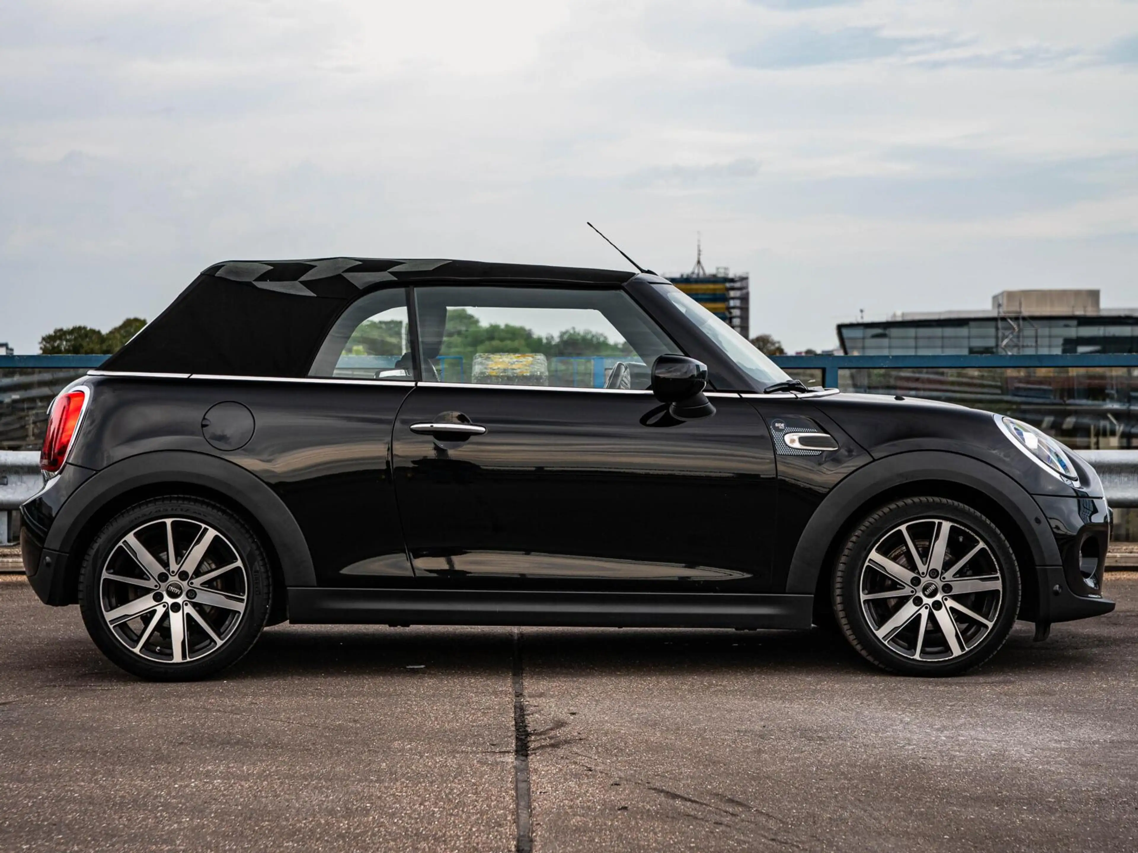 MINI Cooper Cabrio 1.5 Sidewalk Edition | LED | Harman/Kardon | Leder — photo 9
