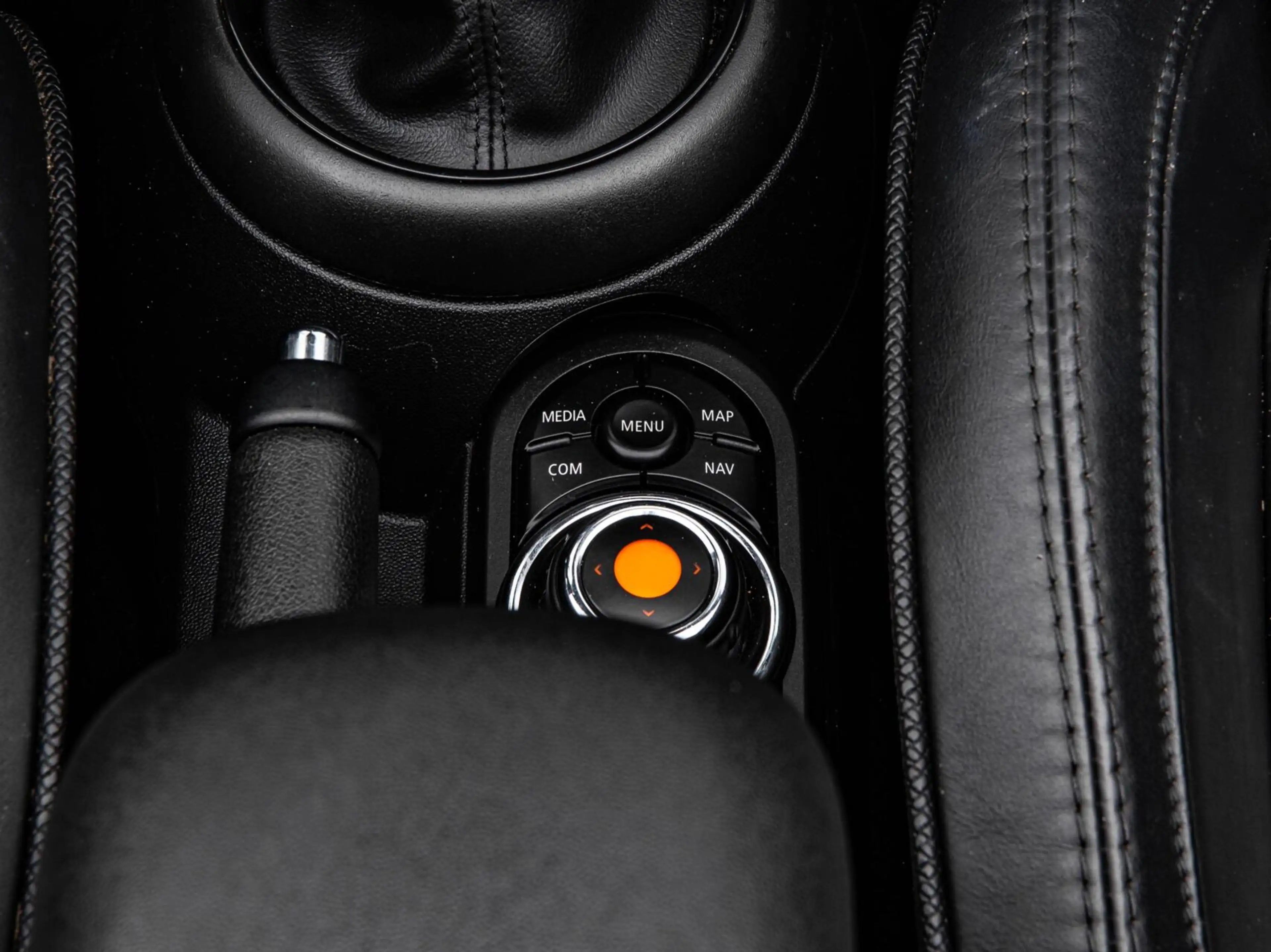 MINI Cooper Cabrio 1.5 Sidewalk Edition | LED | Harman/Kardon | Leder — photo 41